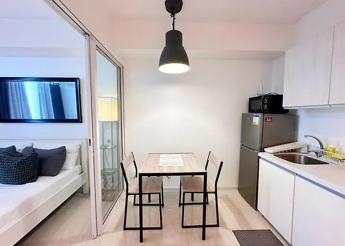 1br Condotel In Azure Urban Near Naia #tro5 Manila