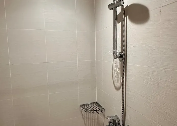 Apartamento 1br Condotel In Azure Urban Near Naia #tro5 *