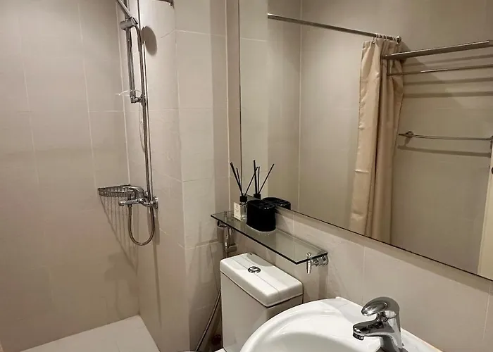 Apartamento 1br Condotel In Azure Urban Near Naia #tro5 *